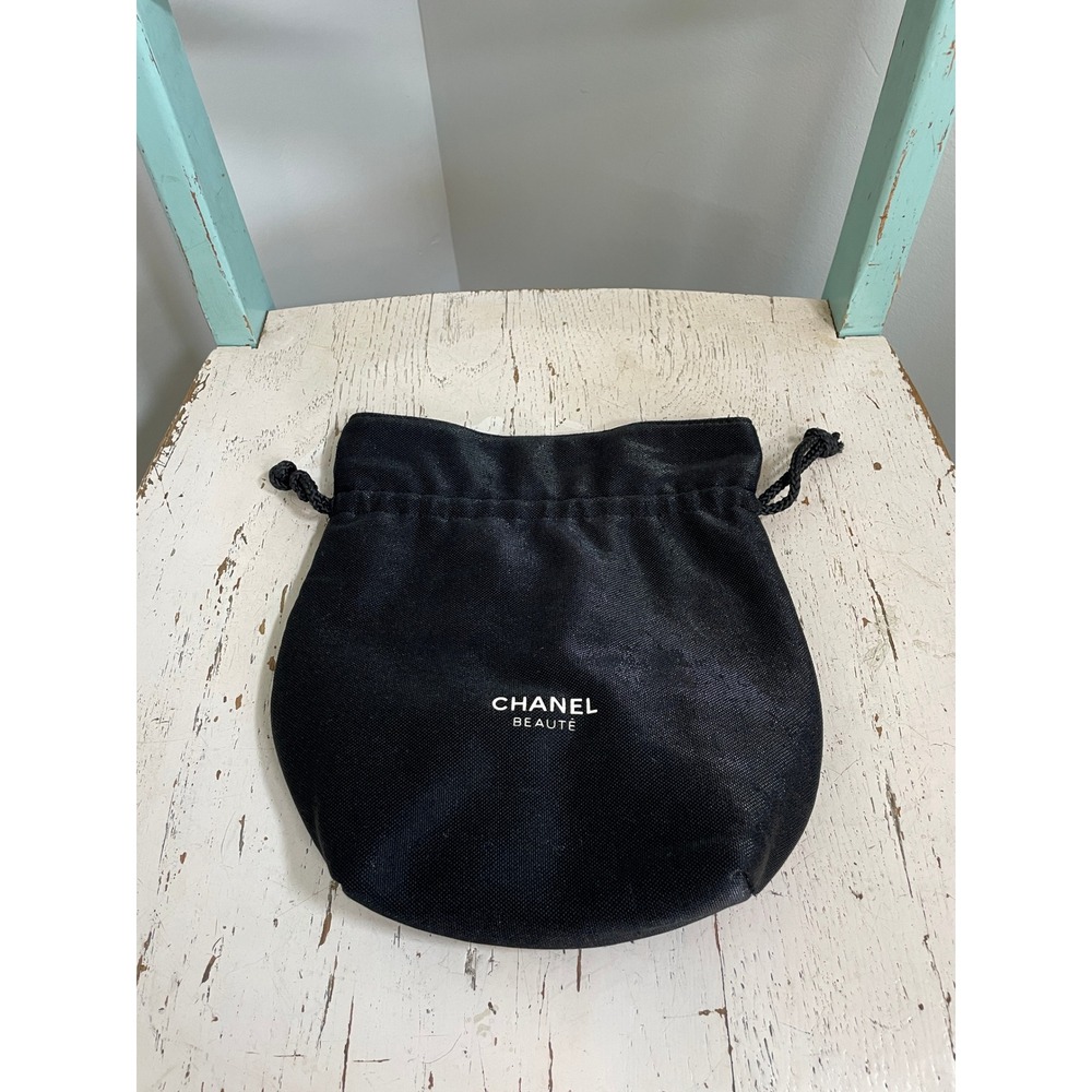 Chanel Beaute Beauty Black Canvas Drawstring Pouch Makeup Cosmetic Bag 8x8 READ